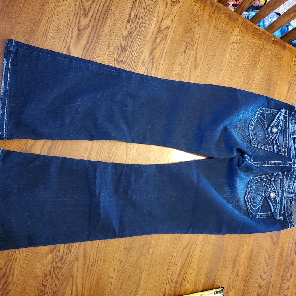 Silver Jean's - Picture 8 of 10
